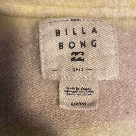 Cropped oversized button down cardigan. Size small but is super oversized. - Picture 2 of 5